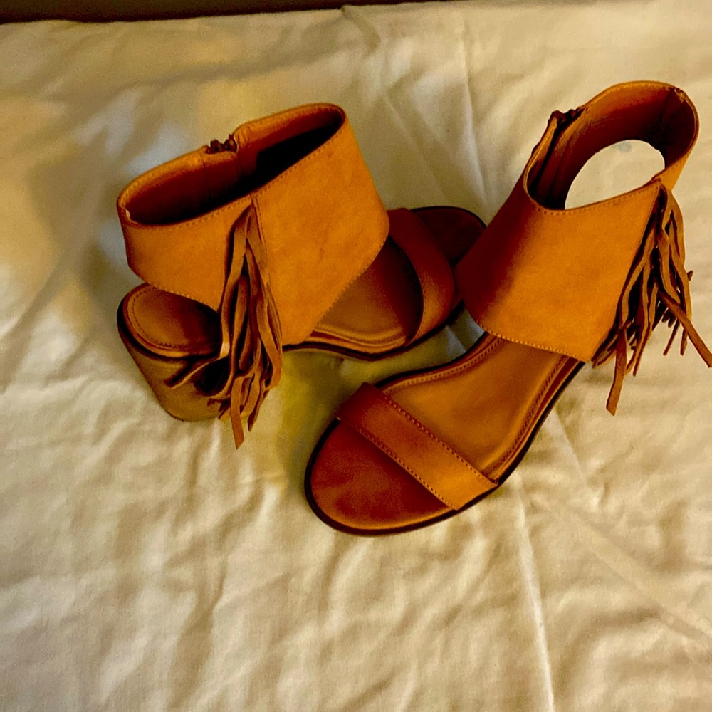 Ladies tan block heels